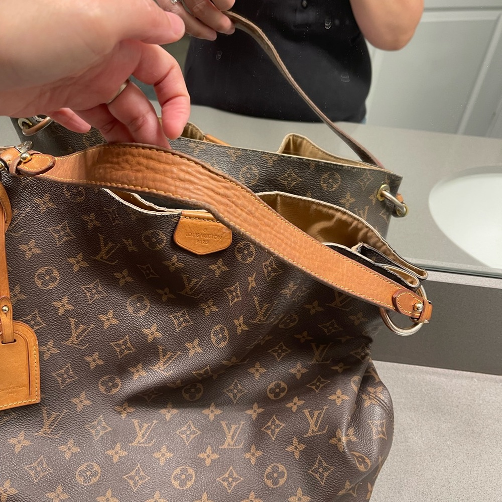 Authentic Louis Vuitton graceful Mm Monogram purse